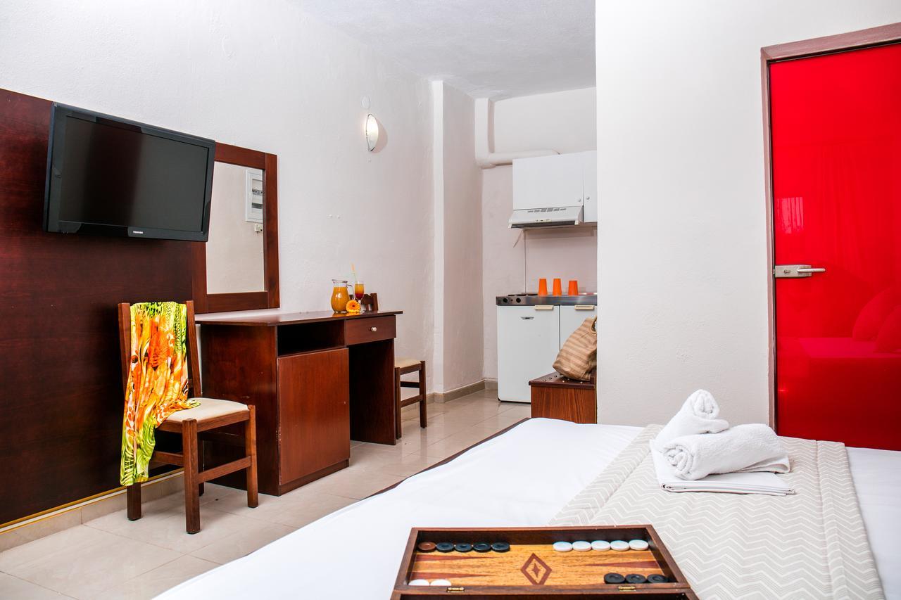 Hotel Potos Extérieur photo